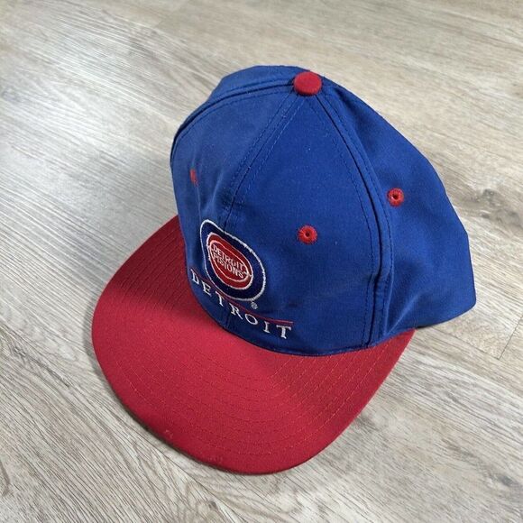 Vintage Detroit Pistons Hat Snapback NBA Basketball Twins Blue Red Cap - Picture 8 of 9